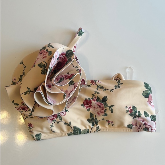 New ~ ANTONIO MELANI floral bikini swim top ($90 retail) size medium NWT - Picture 1 of 4